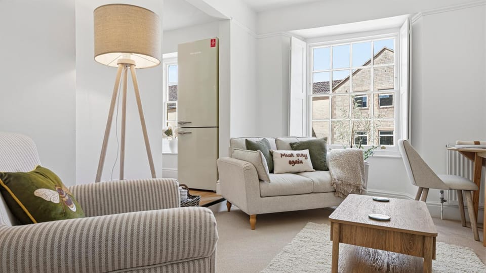 The Nook - 1 Bed apartment, Central Tetbury, King Bed, Coffee Bar Apartment in Tetbury