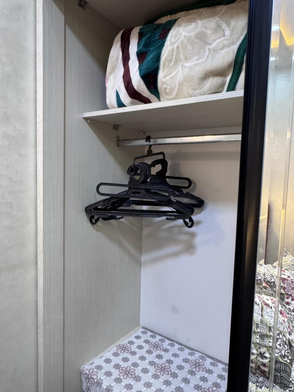 Kattameya Modern Studio Apartment in Cairo Governorate