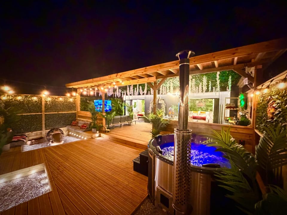 Patio, Night, Natural landscape, Hot Tub, Pool view