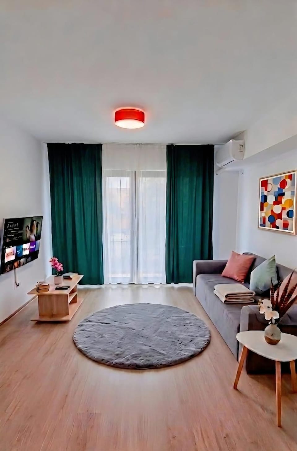 Communal lounge/ TV room, TV and multimedia, Living room, Seating area, Evening entertainment