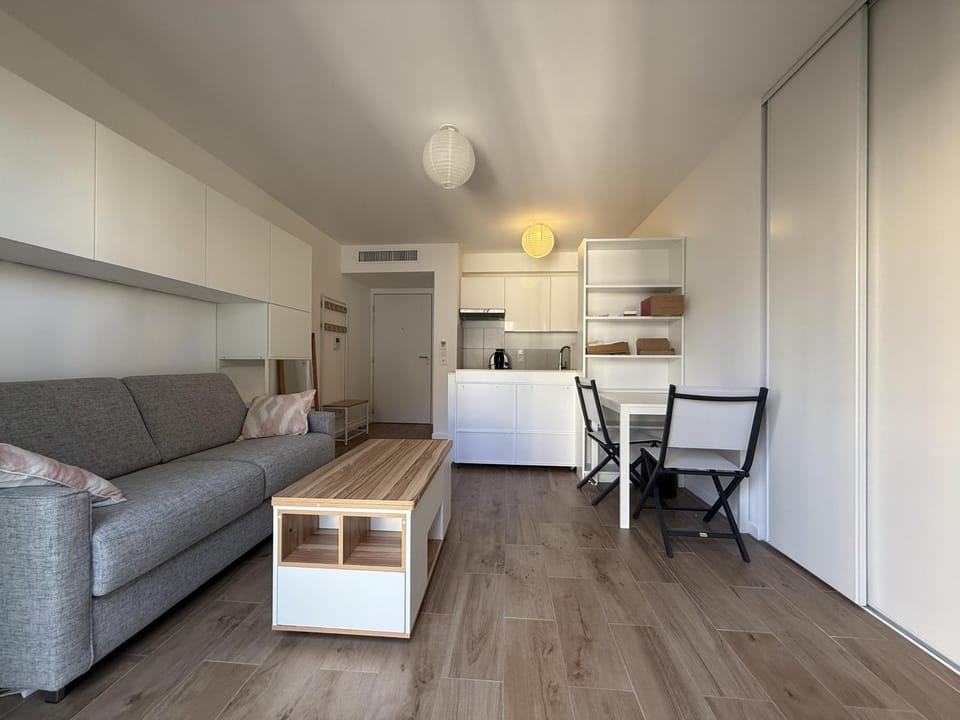 Property building, Living room