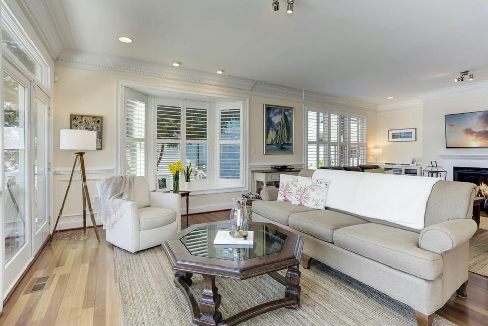 This thoughtfully styled home overlooks the Bay and is perfect for your Annapolis escape Vacation rental in Anne Arundel County