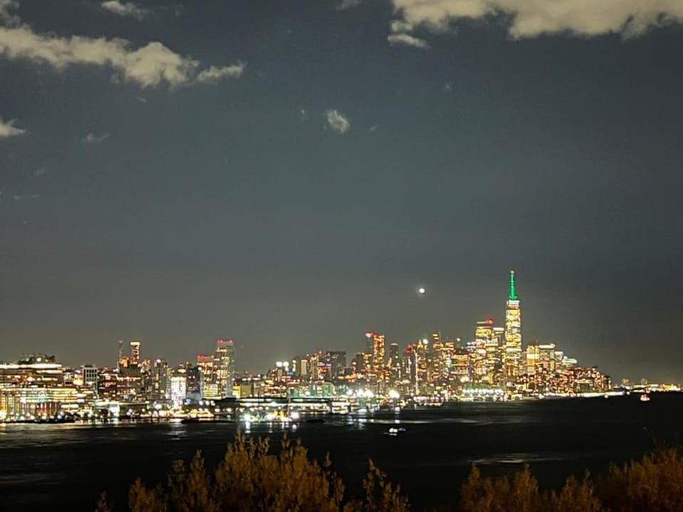 Union City Apartment in Weehawken