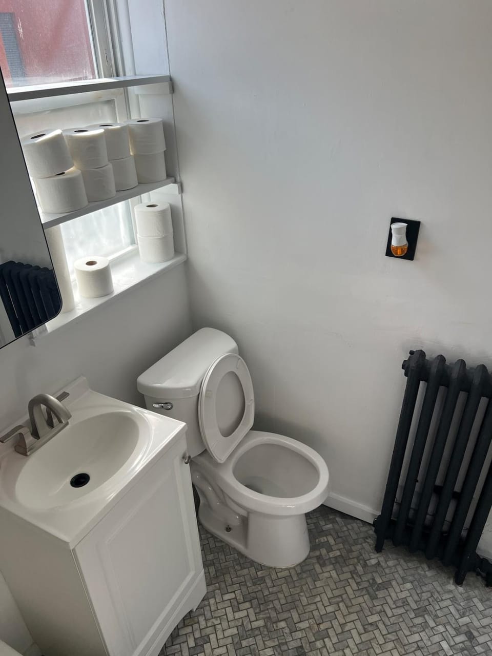 Union City Apartment in Weehawken