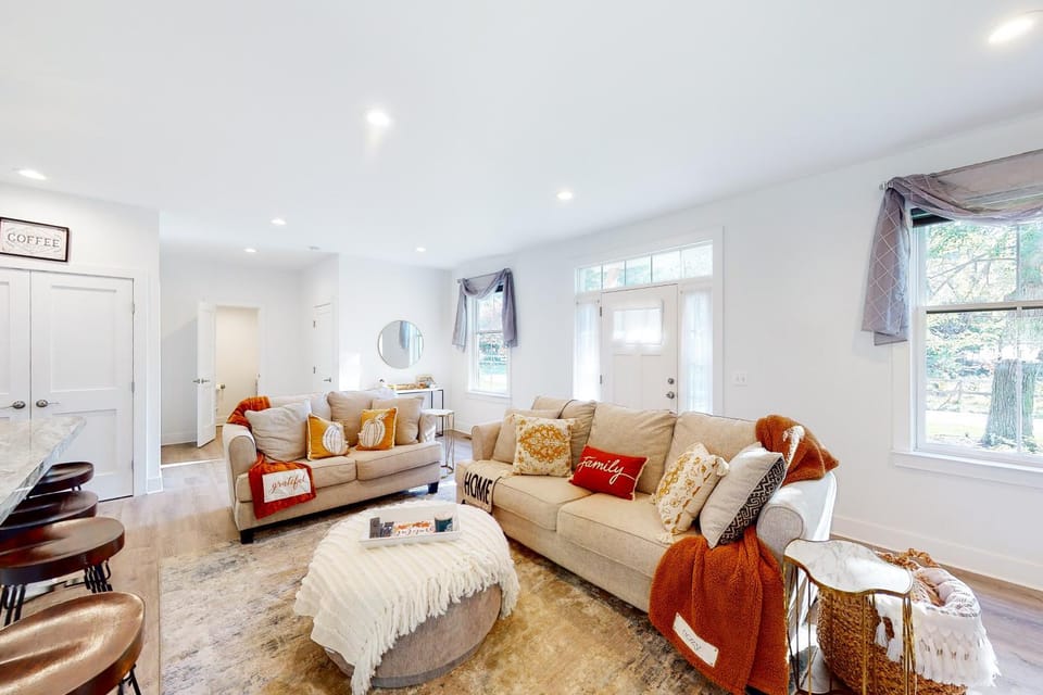 Renovated, dog-friendly home with private pool, hot tub & stunning backyard Vacation rental in Severna Park