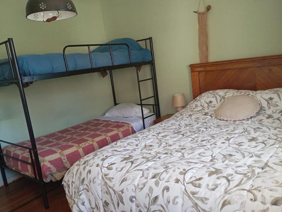 tu alojamiento Etchegaray House in Valparaiso