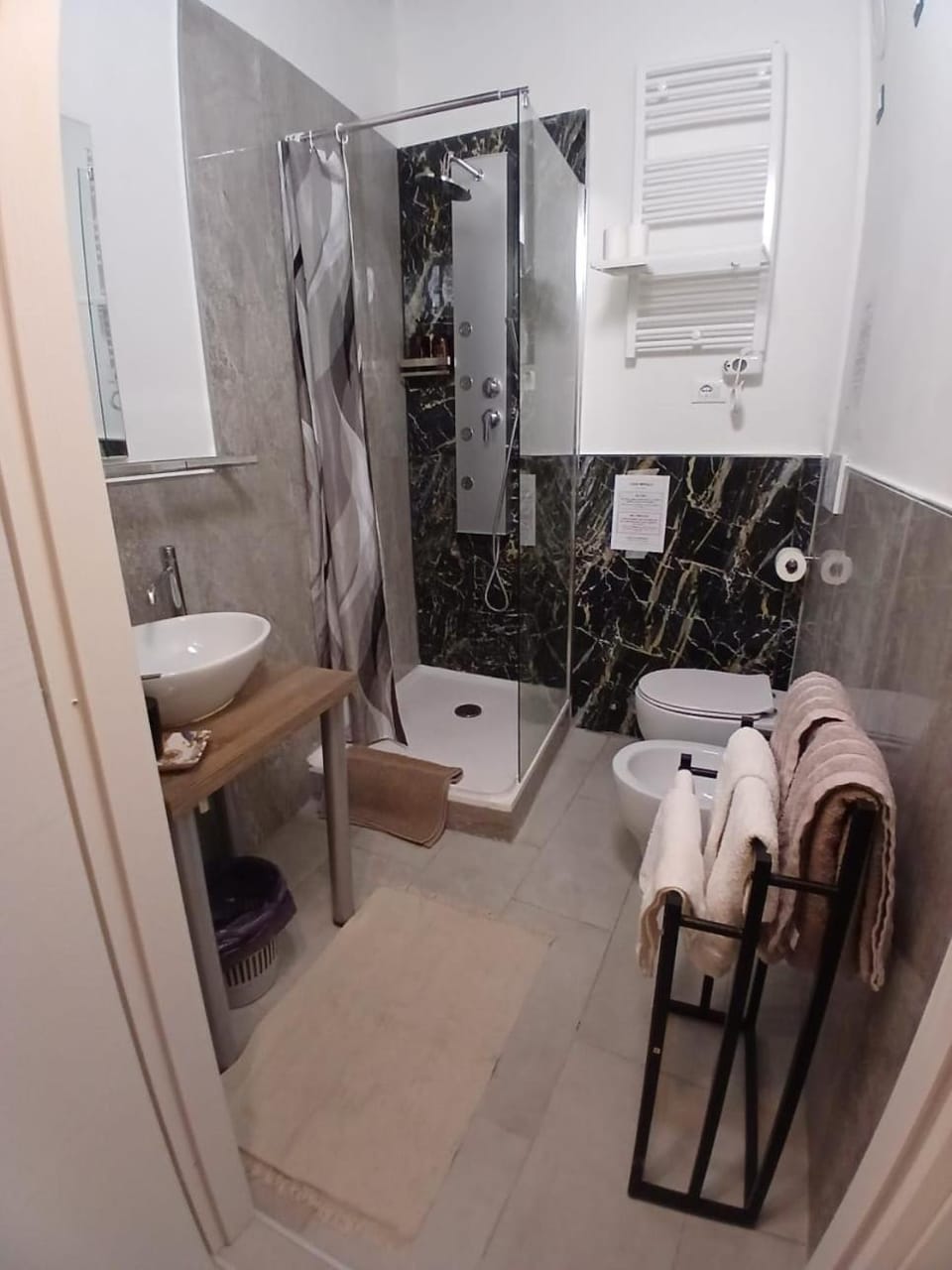 B&B Casa Merulo- Camera singola con bagno privato Bed and Breakfast in Parma