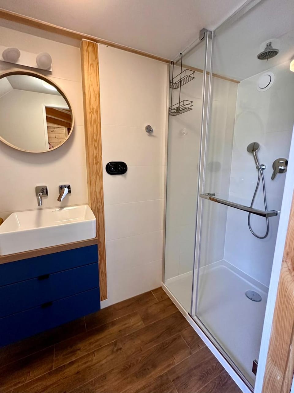 Property building, Bathroom