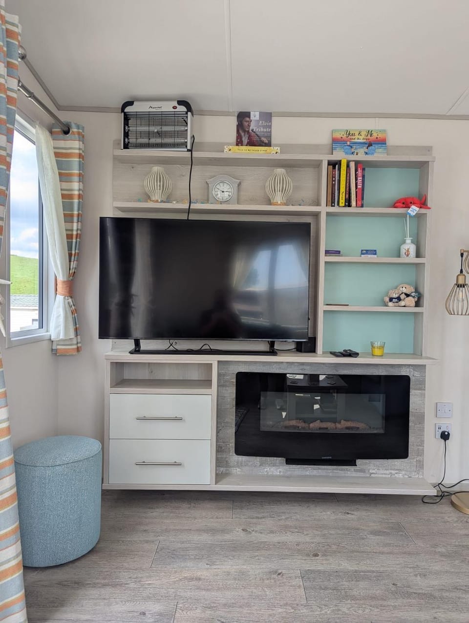 TV and multimedia, fireplace
