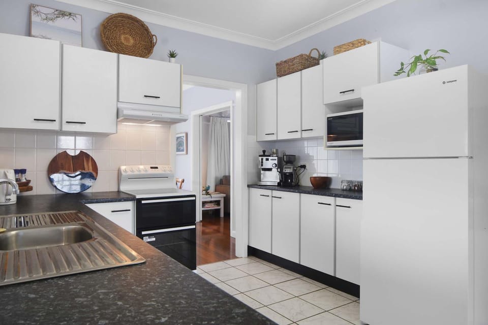 Kitchen or kitchenette, oven, stove