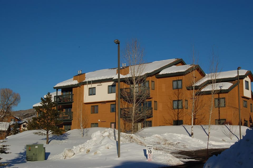 P101E - The Pines Condominiums Apartment in Steamboat Springs