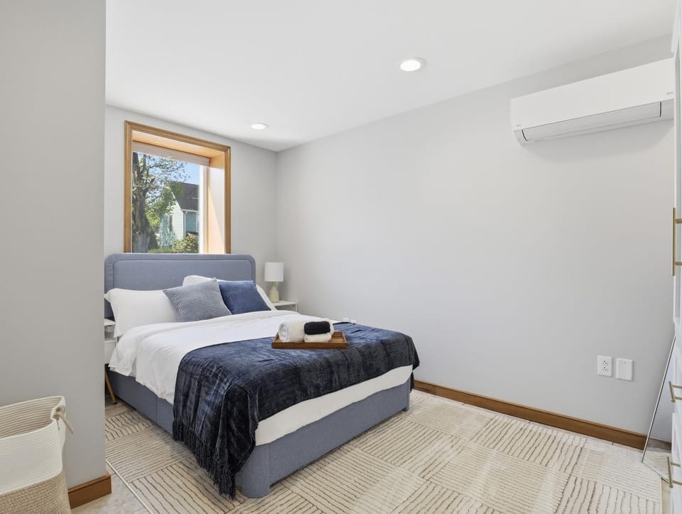 The Jordan Retreat by StayLage House in Montoursville
