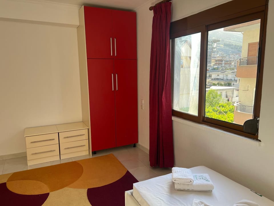 Bed, Bedroom, towels, wardrobe