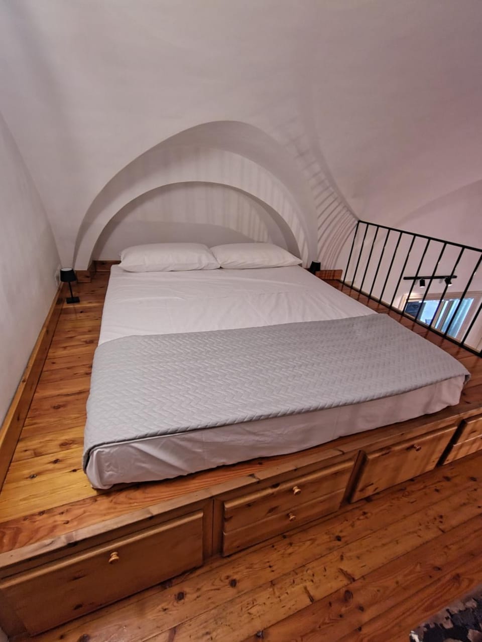 Loft degli Specchi in the heart of Rome Apartment in Rome