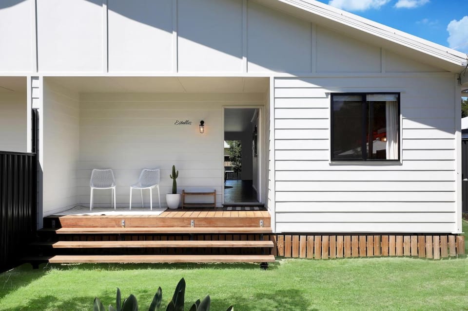 Amity Duo - Roy & Estelles House in Amity Point
