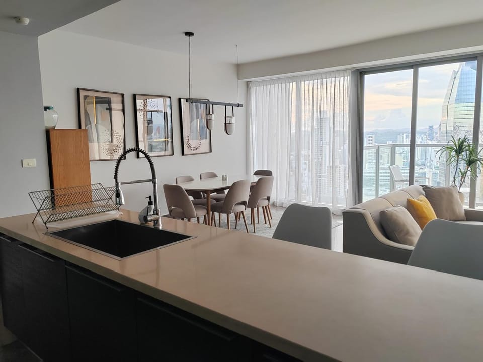 40H YOO Apto Hermoso Vista a la Ciudad 1Br Apartment in Panama City, Panama