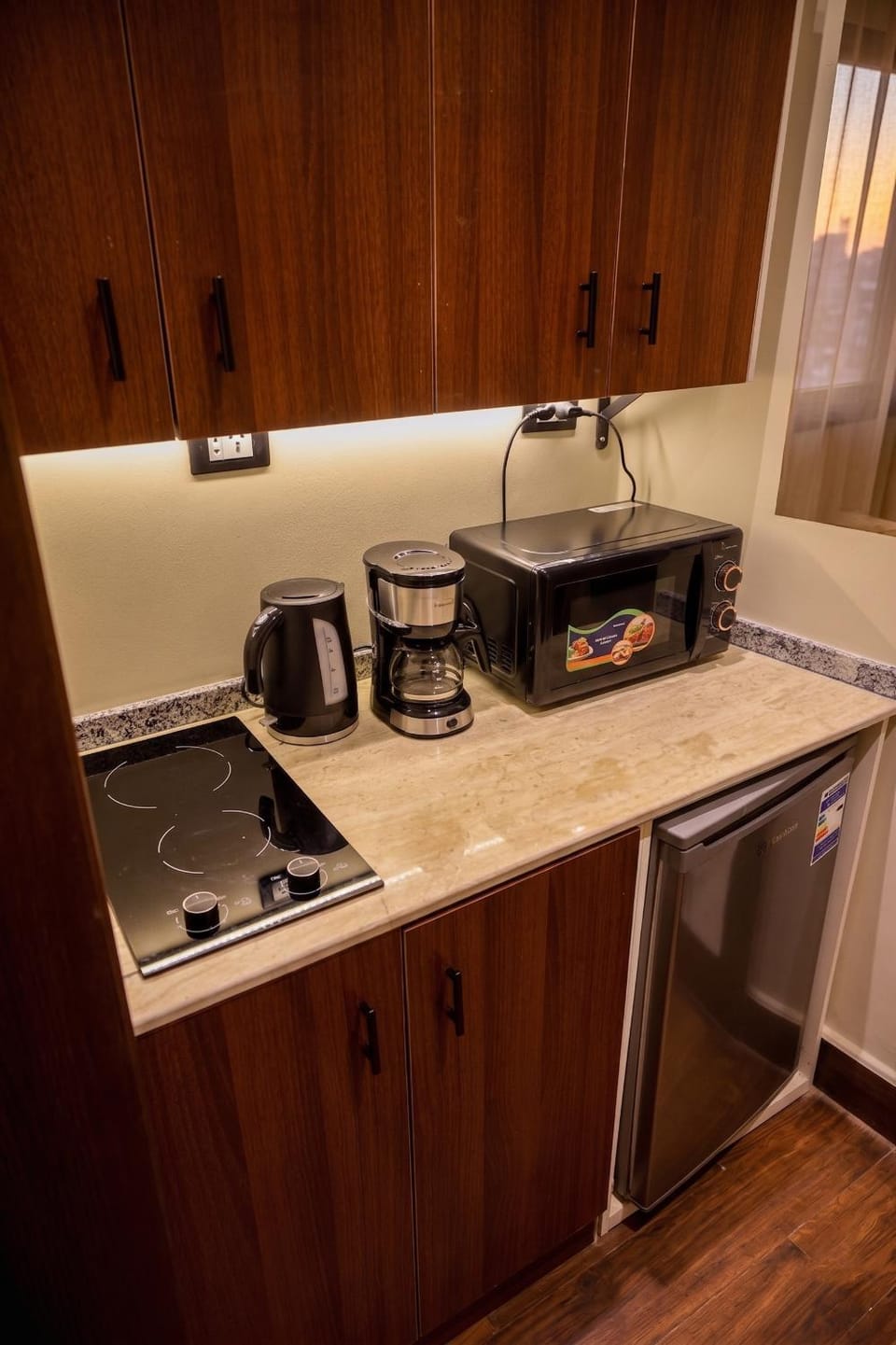 Coffee/tea facilities, Kitchen or kitchenette, minibar, pet friendly, stove, toaster