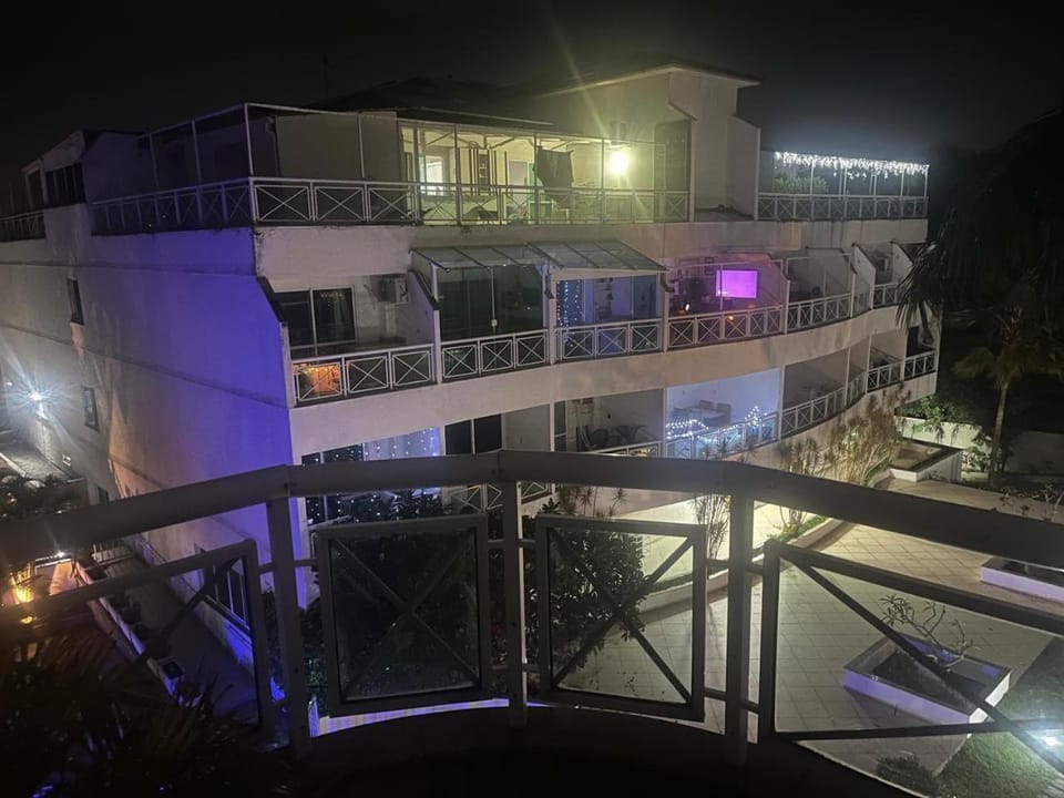 Flat com piscina - Itaipu Apartment in Niterói