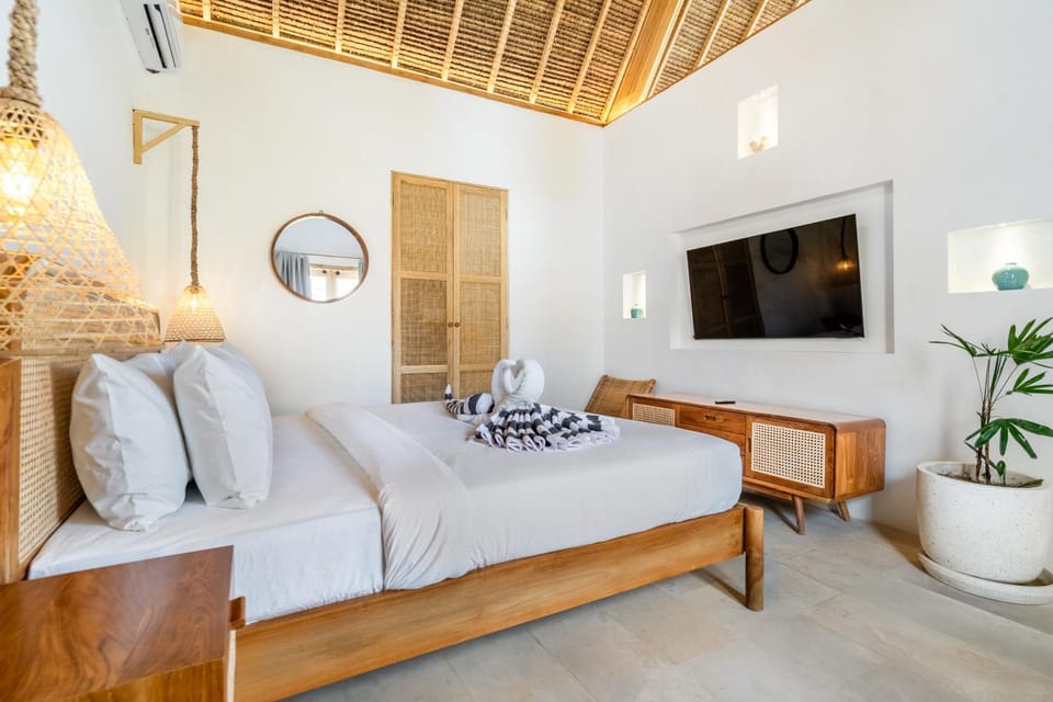 Property building, Bed