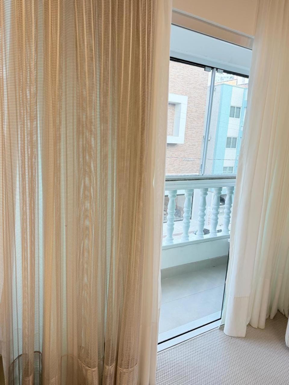Apto moderno a 500m da Praia Central | 2 quartos Apartment in Camboriú