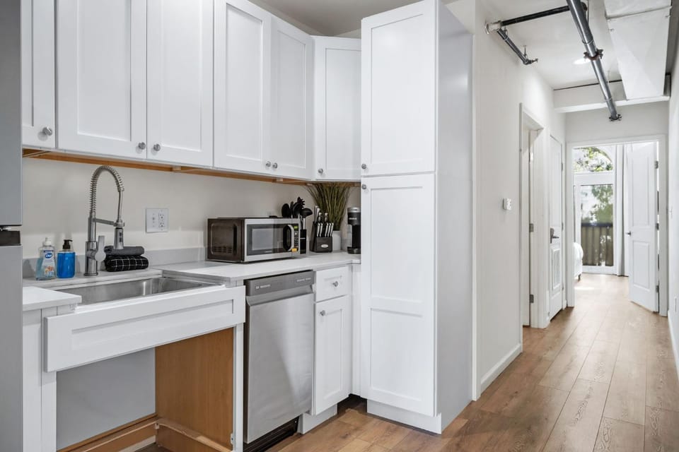 Kitchen or kitchenette, Photo of the whole room