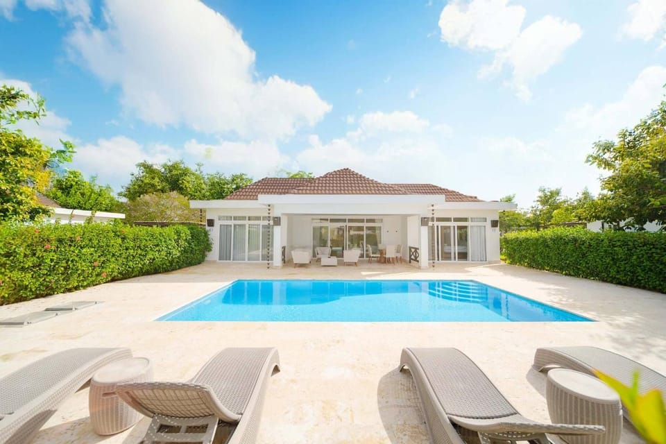 Luxury 2BR Villa in Ocean Village by Santa Fe Villa in Sosua
