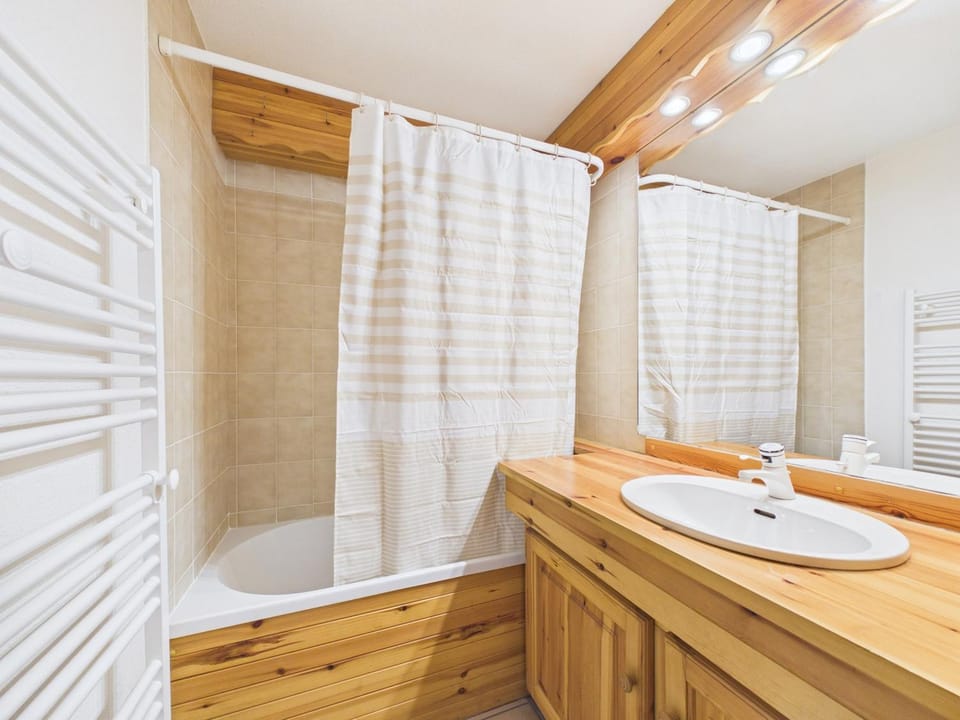 Appartement cosy au pied des pistes avec WiFi et parking - FR-1-623-152 Apartment in Les Gets
