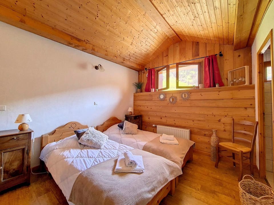 Chalet de charme - 8 pers. - FR-1-452-418 Chalet in Les Allues