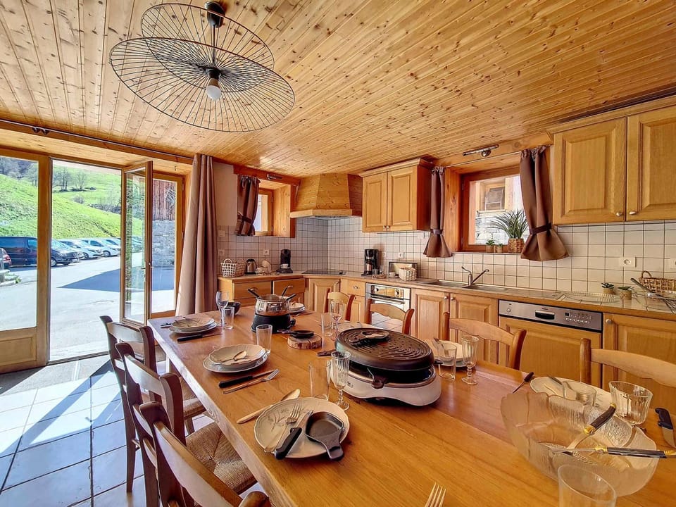 Chalet de charme - 8 pers. - FR-1-452-418 Chalet in Les Allues