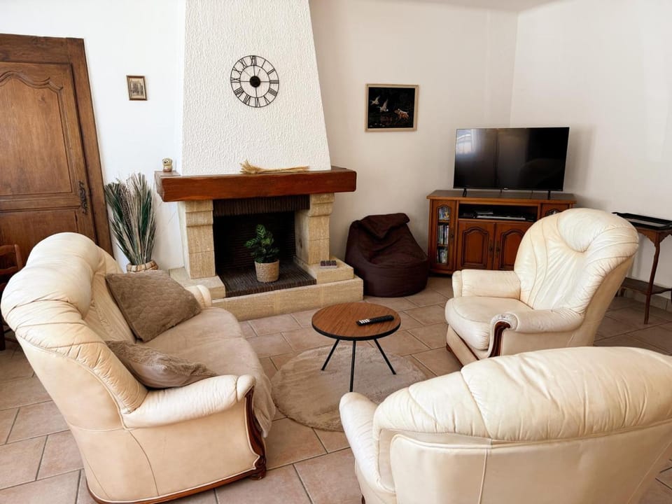 Gîte de plain-pied avec parking, animaux OK - 4 pers. - FR-1-491-481 House in Centre-Val de Loire