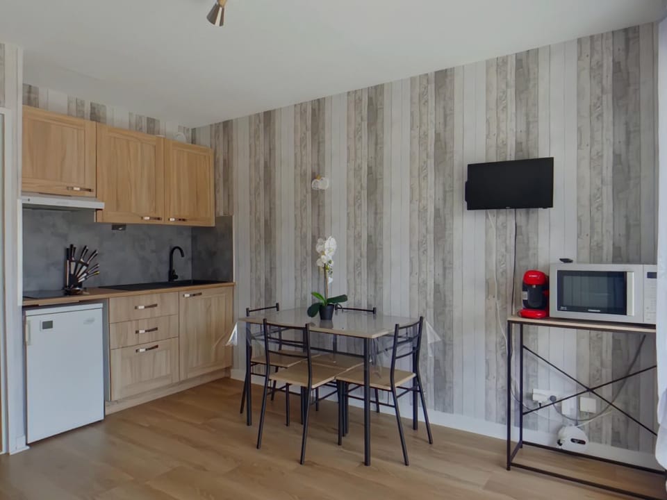 Charmant appartement avec WiFi - 4 pers. - FR-1-834-27 Apartment in Jura