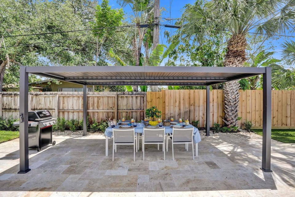 Patio, BBQ facilities, Dining area