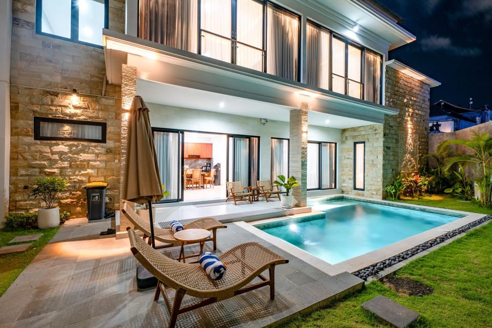 Villa Nia Gray 5Bedroom Seminyak Villa in Kuta