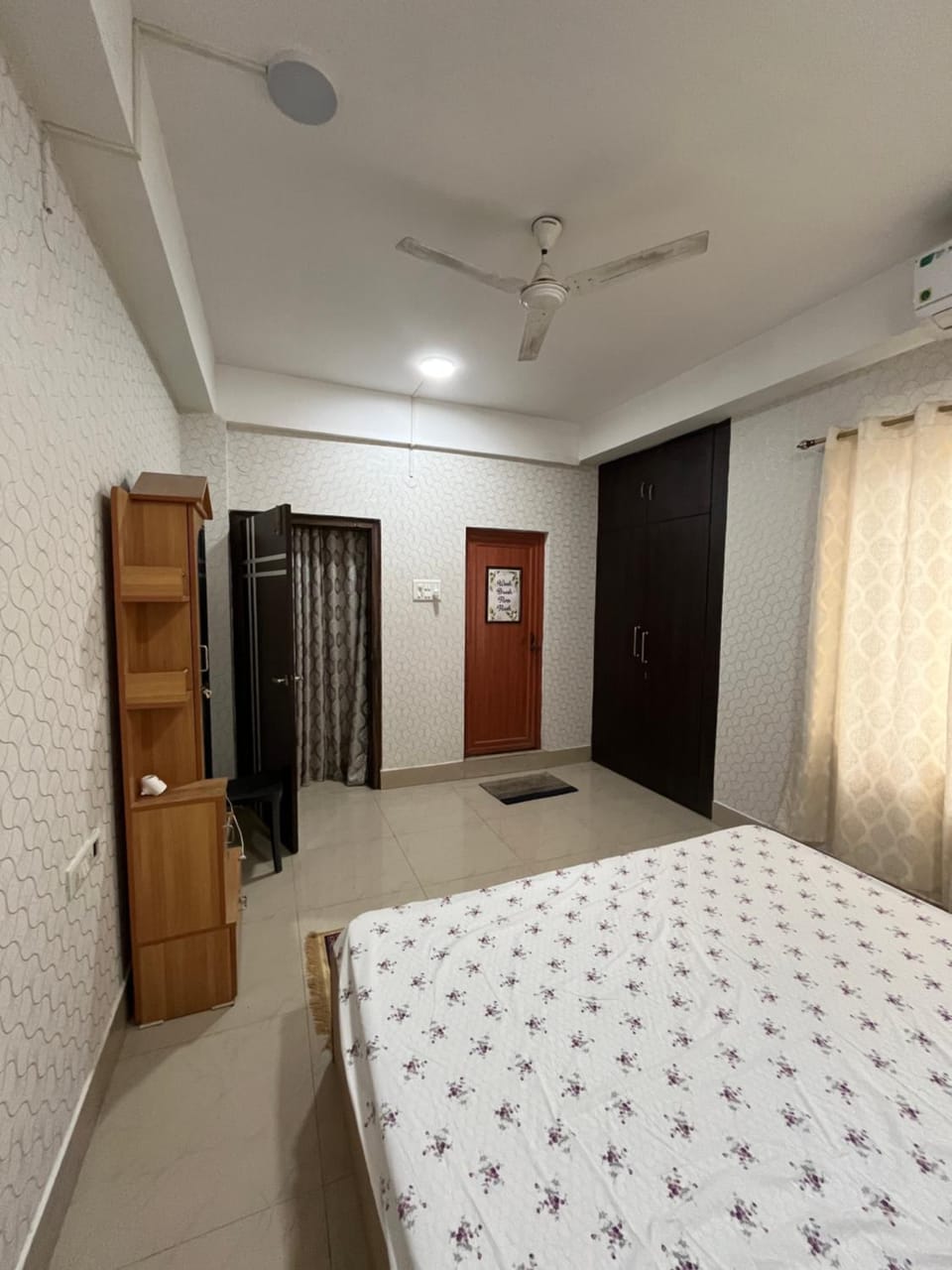 Bed, Photo of the whole room, Bedroom, wardrobe