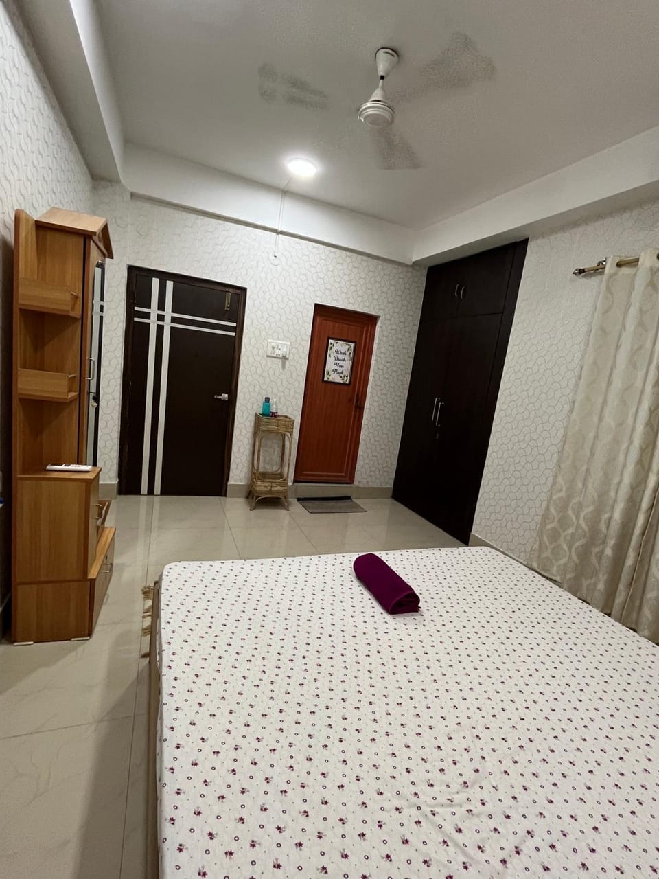 Bed, Photo of the whole room, Bedroom, wardrobe