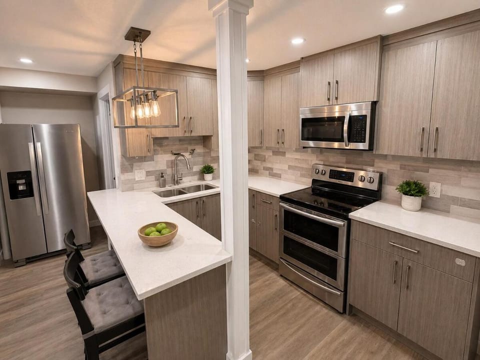 Private 3 Bedroom Guest Suite Apartment in Calgary