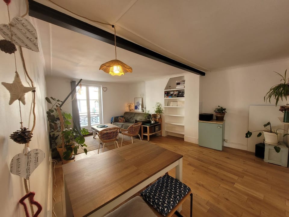 Apartement 2 Bedrooms - Village Jourdain - Buttes Chaumont - 4 pers Apartment in Paris
