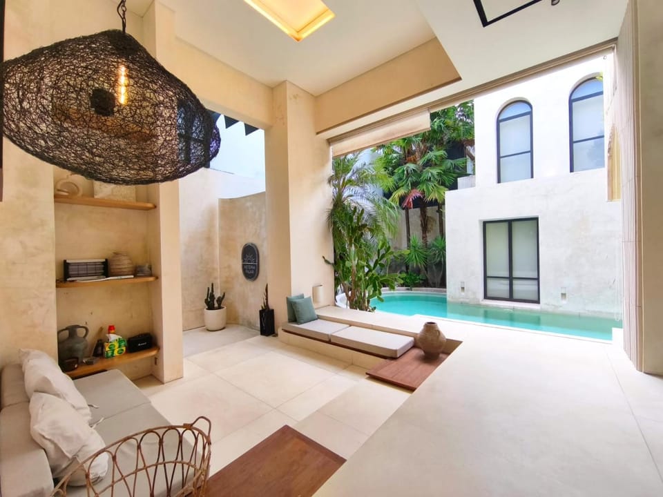 Garden, Living room, Pool view, Swimming pool