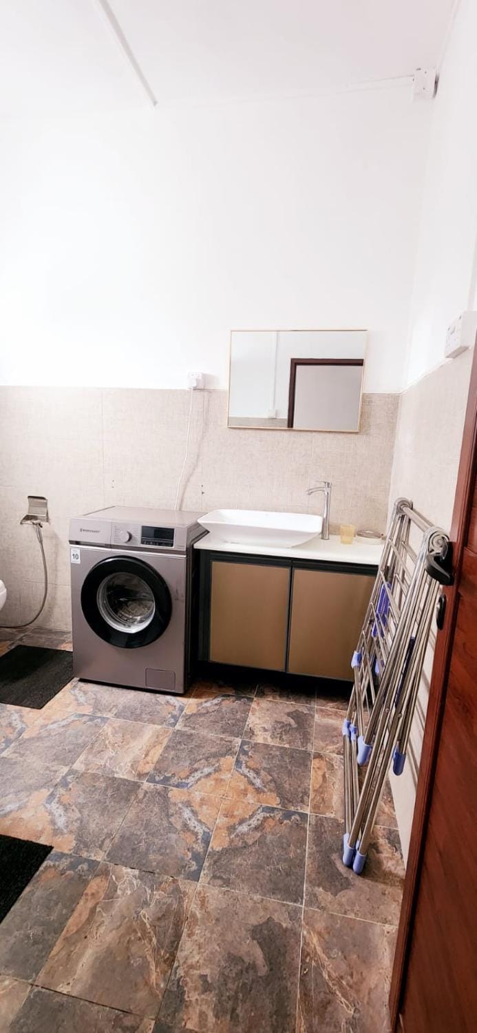 Bathroom, washing machine