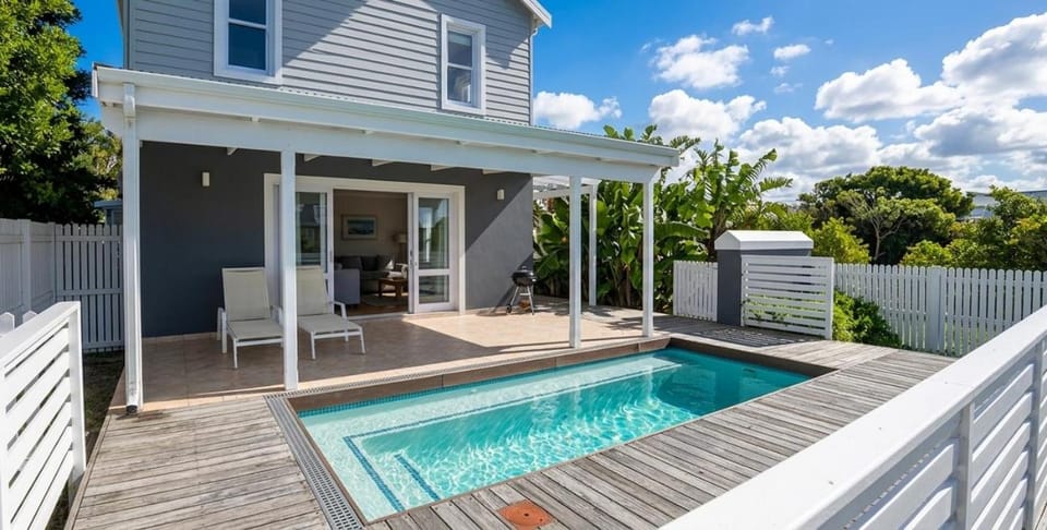 Eight on Bitou Thesen Island Villa in Knysna
