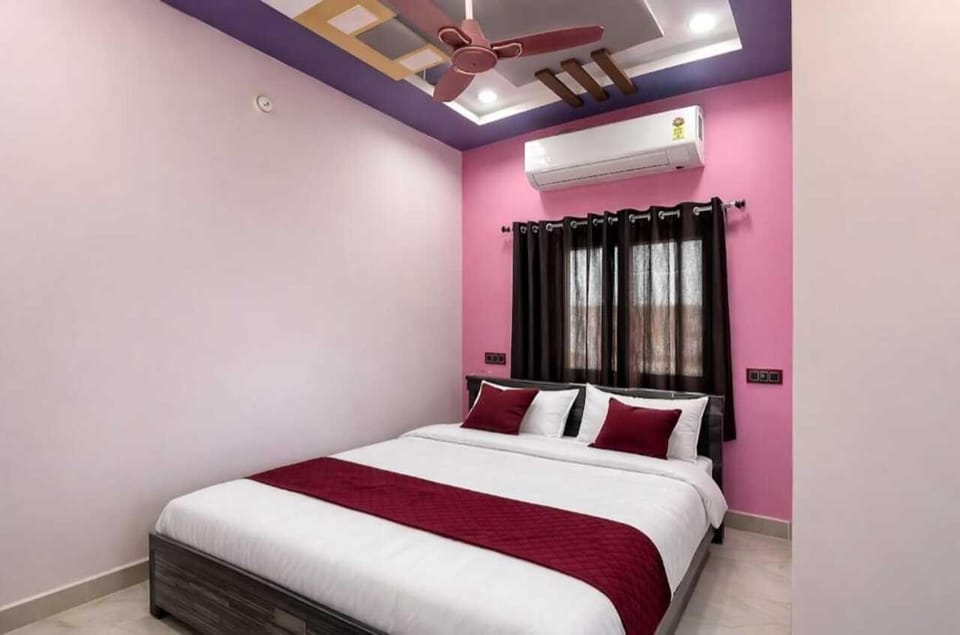 Hotel Lakeside Hotel in Secunderabad