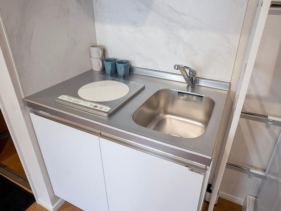 TP201 2LDK Family Home, Access to JR Kinshicho and Oshiage, 1 Double Bed and 2 Single Beds, Sleeps 4 Apartment in Japan