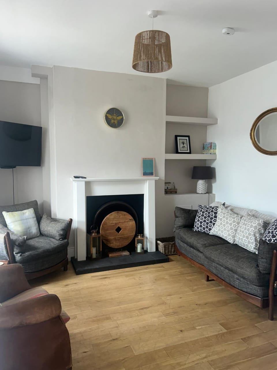 TV and multimedia, Living room, Seating area
