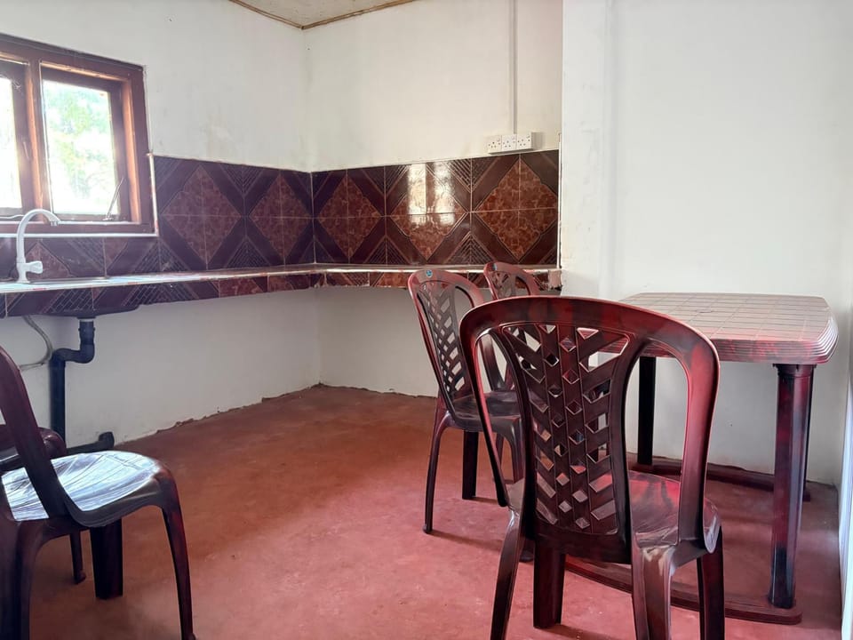 Hiker's Hub House in Central Province