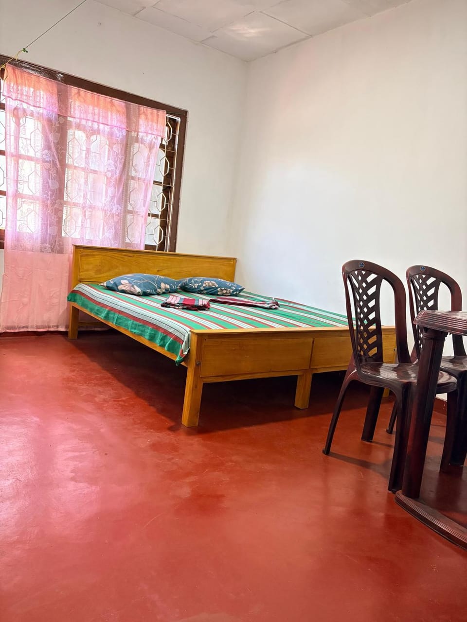 Hiker's Hub House in Central Province