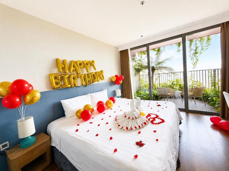 Flamingo Cát Bà Sea Residence , Sky Villa Premier Ocean View King Bed Hotel in Vietnam