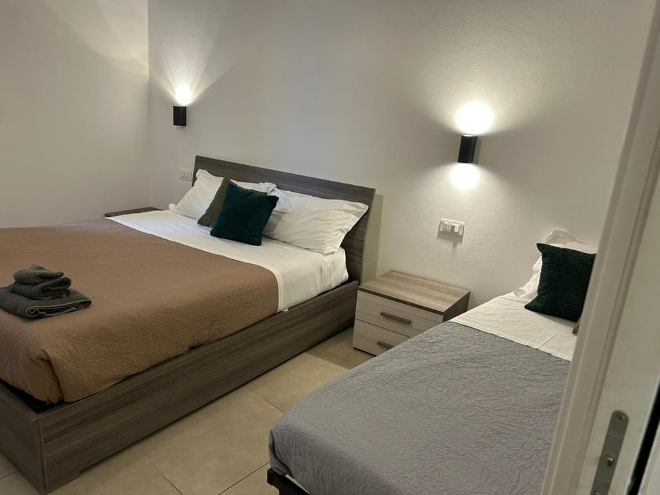 city center rooms Bed and Breakfast in La Spezia