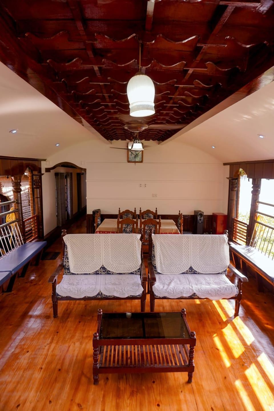 NIVEDYAM Luxury 2BHK Houseboat Alleppey Docked boat in Alappuzha