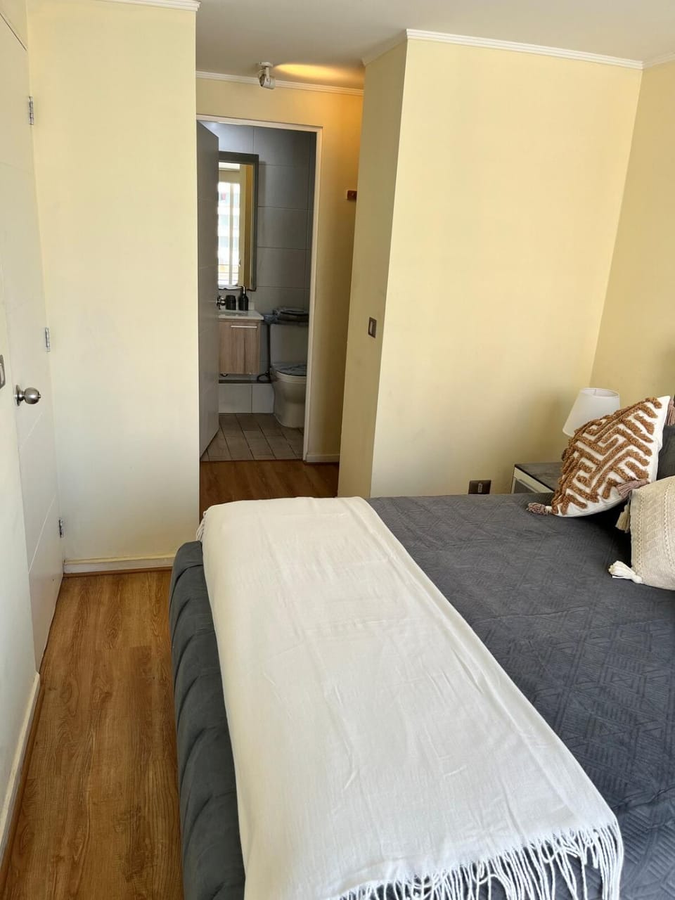 Nice hapartment steps from the central market Apartment in Recoleta