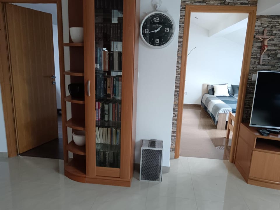 Living room, Photo of the whole room